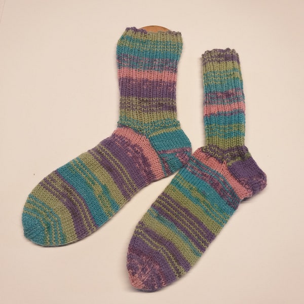 Selbstgestrickte Socken Größe  38 / 39