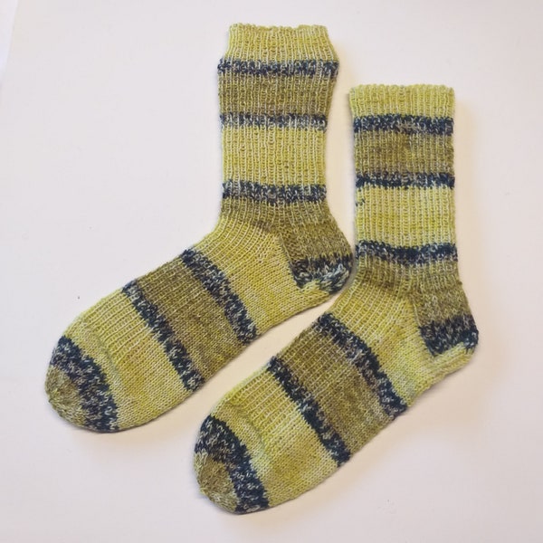 Selbstgestrickte Socken Größe  38 / 39