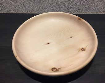 Decorative bowl made of pine wood