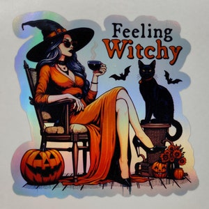 Feeling Witchy, Etichette adesive di Halloween, Etichette divertenti, Olografiche argentate, Decalcomanie, Computer portatile, Bikers, Album di ritagli, Strega sexy, Spettrale, Horror