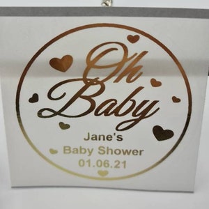88mm Extra Large Clear Baby Shower Sticker Oh Baby personnalisé en feuille de luxe sur une décoration de faveur de fête d'étiquette en poly transparent brillant, personnalisé.