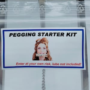 Startpakket pegging, etiketten voor grappen, kerstgrap, witte polylabels, man, vrouw, broer, zus, kerstcadeaus, wasknijper, neus