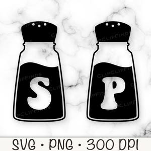 Puede incluir: Dos saleros y pimenteros en blanco y negro con las letras "S" y "P" en blanco. Los saleros están llenos de una sustancia oscura. La imagen también incluye el texto "SVG • PNG • 300 DPI".