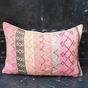 Housse de Coussin Kilim Berbère &quot;Beni Ouarain&quot; en laine - Fait main