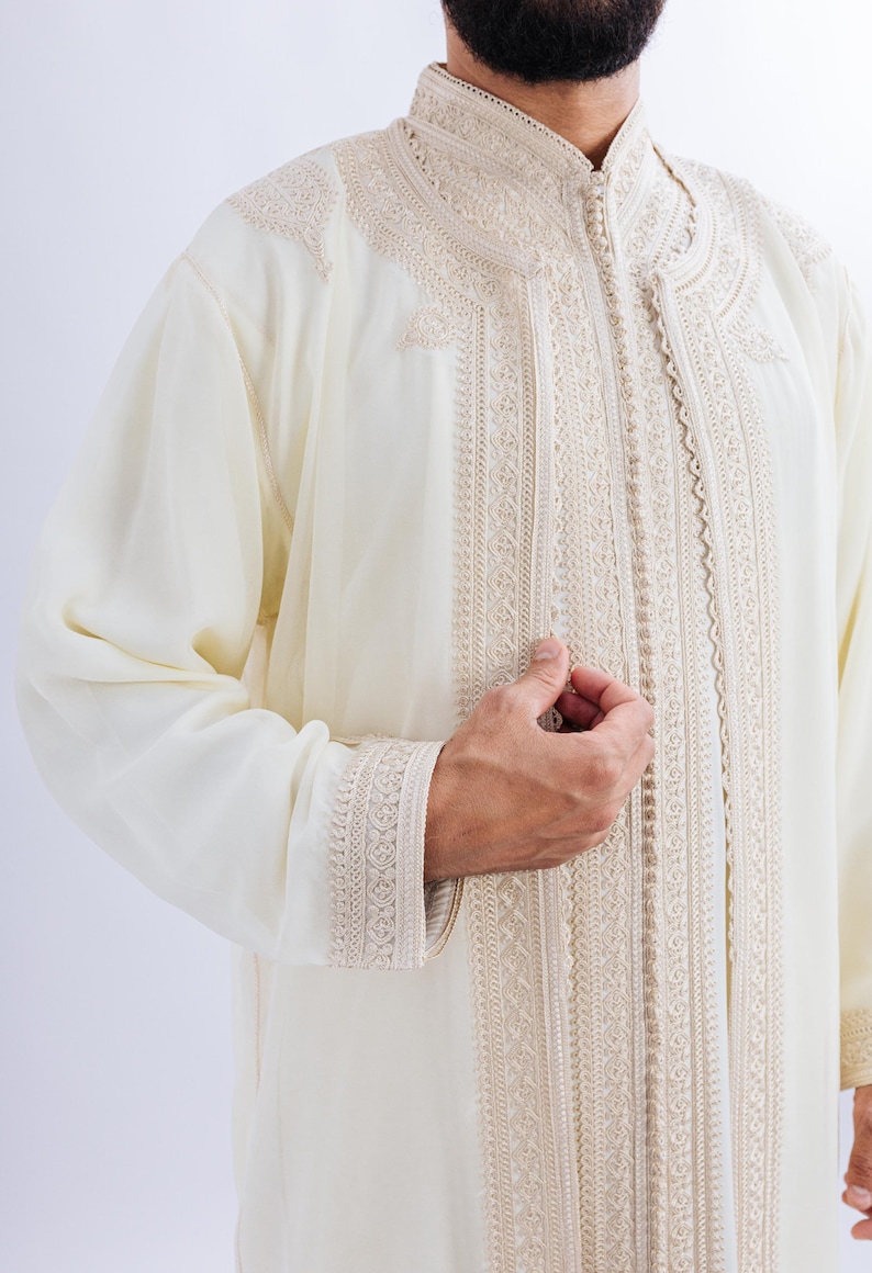 Luxury Men’s 3-Piece Moroccan Caftan Jabador – Ivory Groom & Wedding Outfit – Elegant Traditional Thobe image 6