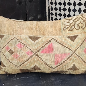 Oreiller berbère, taie d&#39;oreiller vintage tapis marocain, housses de coussin berbère vintage en laine, oreiller boujaad, coussin berbère