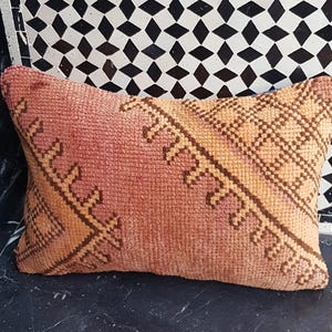Oreiller berbère, taie d&#39;oreiller vintage tapis marocain, housses de coussin berbère vintage en laine, oreiller boujaad, coussin berbère