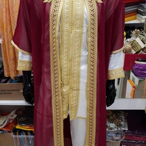 Completo Jabador marocchino a 3 pezzi – Abito tradizionale da uomo per matrimoni ed Eid – Mlifa, Chiffon red with Gold