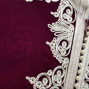 Caftan Longue Robe Homme Broderie Blanche – Style Ethnique Ample, Vêtement De Prière Musulman, Couleur Unie