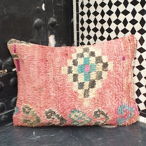 Berber Pillow, Vintage Moroccan Rug Pillow Cover, Berber Vintage Wool Cushion Covers, Boujaad Pillow, Berber Cushion