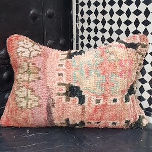 Oreiller berbère, taie d&#39;oreiller vintage tapis marocain, housses de coussin berbère vintage en laine, oreiller boujaad, coussin berbère