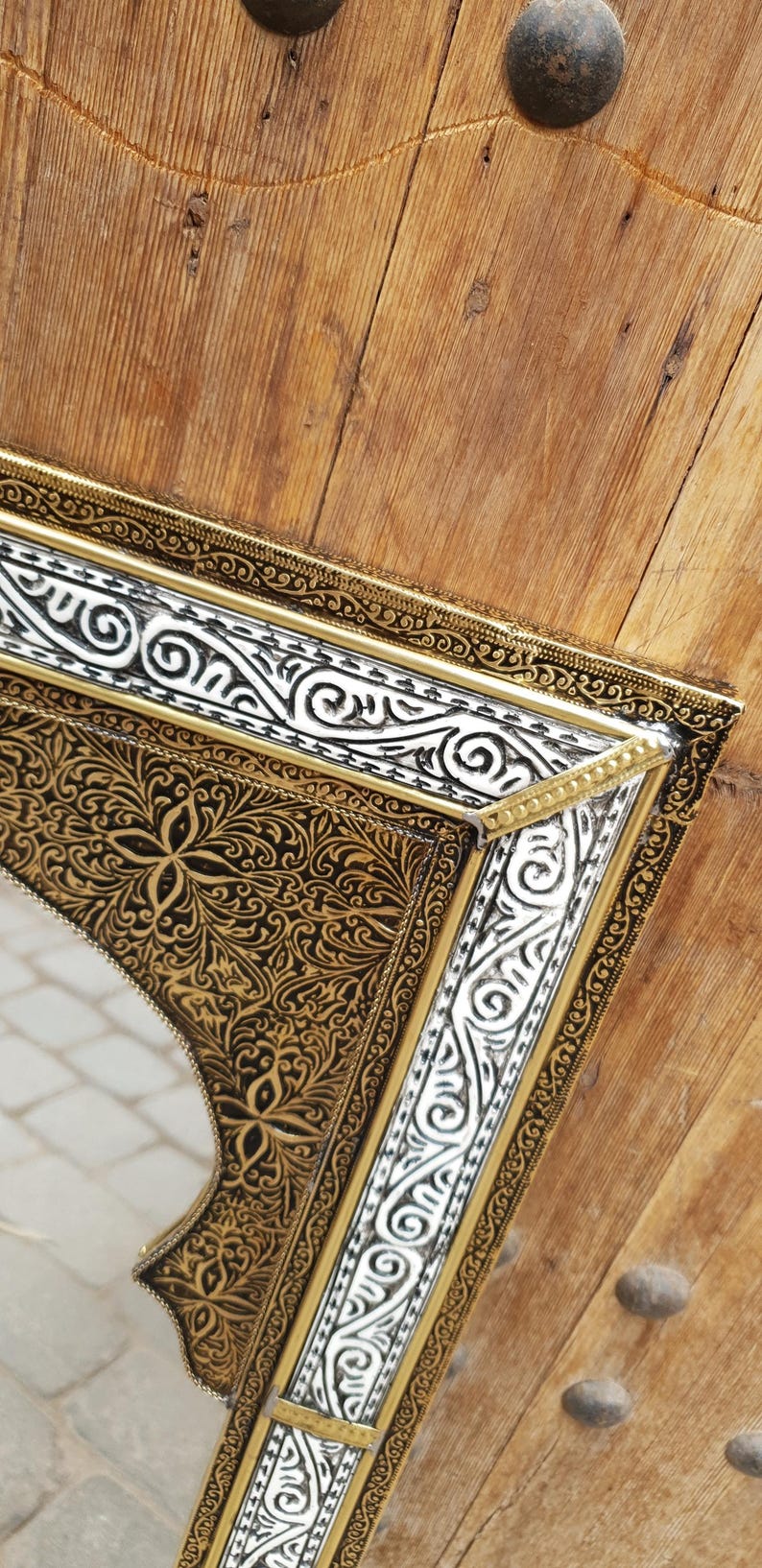 Handmade Moroccan Arch Mirror – Engraved Brass Frame, Elegant Wall Decor image 12