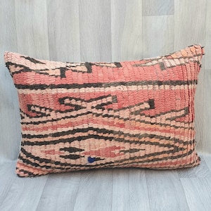 Oreiller berbère, taie d&#39;oreiller vintage tapis marocain, housses de coussin berbère vintage en laine, oreiller boujaad, coussin berbère
