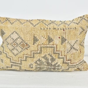 Oreiller berbère, taie d&#39;oreiller vintage tapis marocain, housses de coussin berbère vintage en laine, oreiller boujaad, coussin berbère