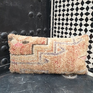 Berber Pillow, Vintage Moroccan Rug Pillow Cover, Berber Vintage Wool Cushion Covers, Boujaad Pillow, Berber Cushion