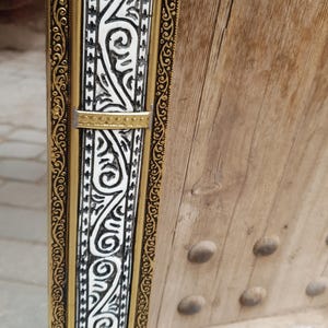 Handmade Moroccan Arch Mirror – Engraved Brass Frame, Elegant Wall Decor image 5