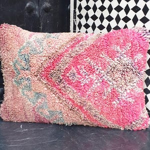 Oreiller berbère, taie d&#39;oreiller vintage tapis marocain, housses de coussin berbère vintage en laine, oreiller boujaad, coussin berbère