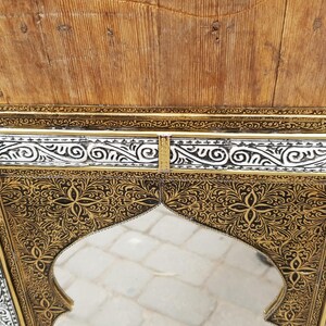Handmade Moroccan Arch Mirror – Engraved Brass Frame, Elegant Wall Decor image 6