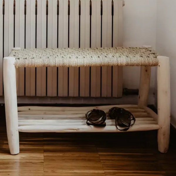 Banc en bois massif et tressage naturel