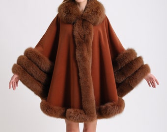 Cashmere cape with mahogany brown fox fur trim, Winter women's poncho, Easy-to-wear cape with real fox fur trim, Standard size fits all