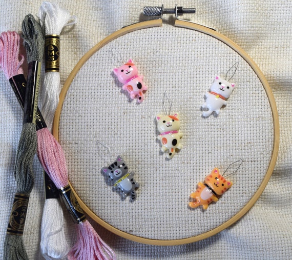 Set of 3 Little Cat Needle Threaders