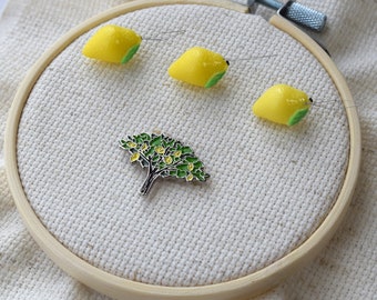 Lemon Tree Needle Minder and Needle Threader Set