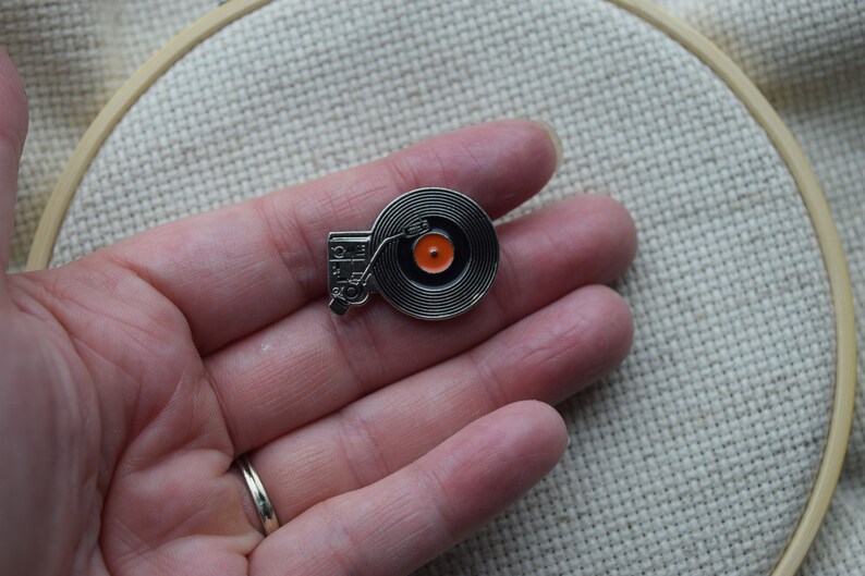 Record Player Needle Minder