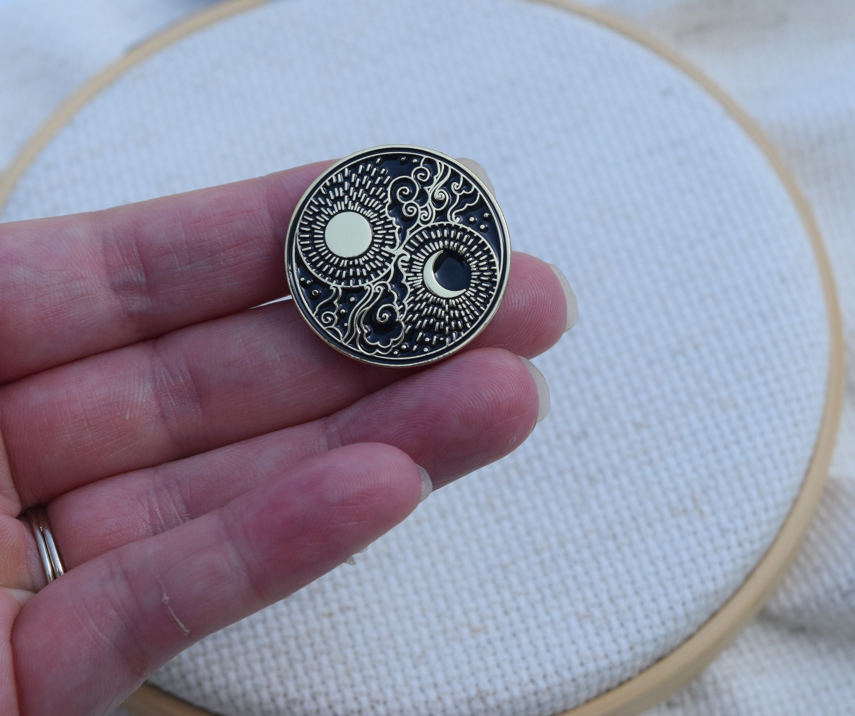 Yin and Yang Sun and Moon Needle Minder