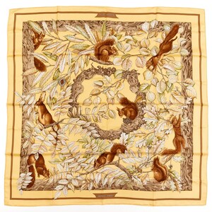 美品 HERMES カレ90 CASSE-NOISETTE シルクスカーフ Hermes Silk Scarf Carre 90 