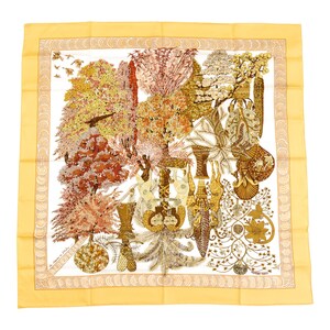Pañuelo de seda Hermes Carre 90 "Les Legendes de L'arbre" Pañuelo de seda amarillo