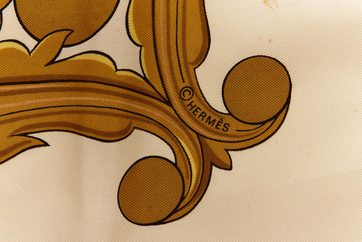HERMES エルメス カレ90 ANIMAUX SOLAIRES 65214432-4.jpg