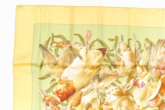 Mint! Hermes Carre 90 Scarf "Gibiers" Yellow Silk… - image 2