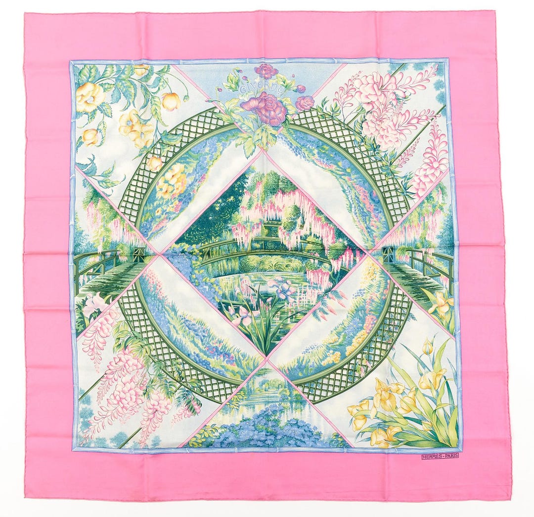 HERMES 25S SCARF 90 IN SILK 33836