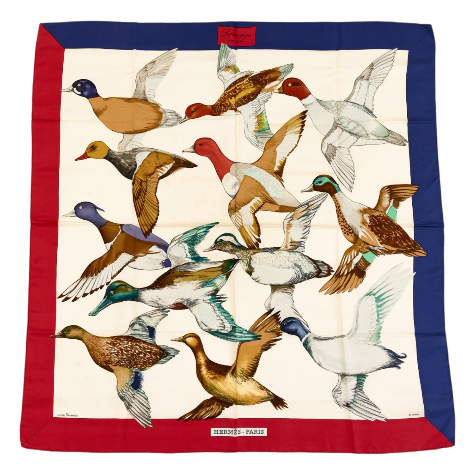 HERMES CARRES90 Sauvaine en Vol LARGE SIZE SILK 100% SCARF MADE IN FRANCE/エルメスカレ90 風を渡る鳥 シルク100%大判スカーフ