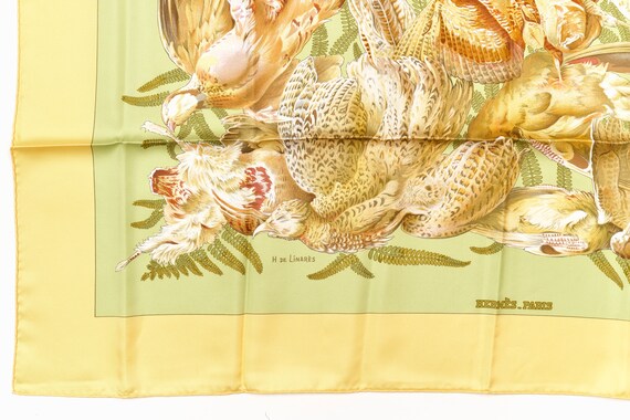 Mint! Hermes Carre 90 Scarf "Gibiers" Yellow Silk… - image 5