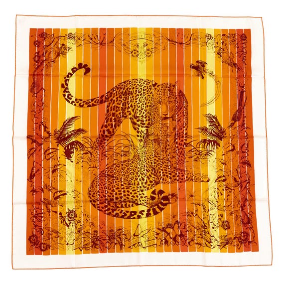 エルメス カレ90 AU PLUS DRU シルクスカーフ オレンジ ベージュ HERMES(エルメス) カレ90 REVERIE POMPEIENNE II シルクスカーフ