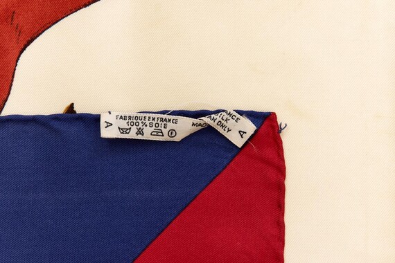 エルメス シルクスカーフ カレ90「Sauvagine en Vol」ブルー