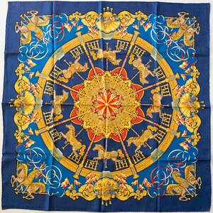 エルメス　スカーフ  ルナパーク Hermes Scarf 90 