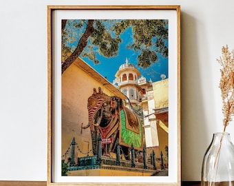 The elephant as the protector of the City Palace I Travel photo prints I Rajasthan Travel Prints I India Photography I Wall art