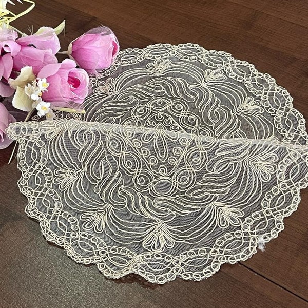 Oval Cappuccino Lace Placemats, Vintage Doily, Lace Table Topper, Cotton Doily, Crochet Placemat,  LC172