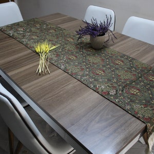 Tovaglia turca kaki Runner, Tulip Design Floreale Boho Runner per matrimonio, Copertura tavolo verde , Decorazione tavolo, RNR215