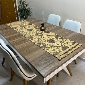 Tovaglia da caffè turco senape Boho Runner, Vibrant Tulip Floral Runner da tavolo turco, Wedding Table Runner, Diner Table Runner, RNR240