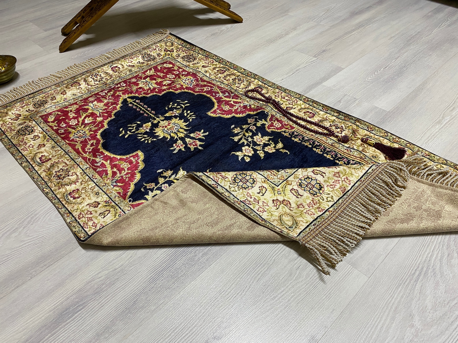 Dark Blue Flowers Prayer Mat Prayer Mat With Tasbeeh Prayer Etsy