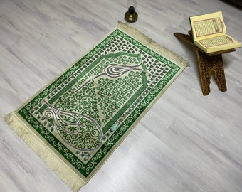 Tapis de prière vert doux, cadeau Nikah, tapis de prière Sejadah avec Tasbeeh, cadeau de mariage musulman, tapis de prière, Janamaz musulman, cadeau islamique, RNR502