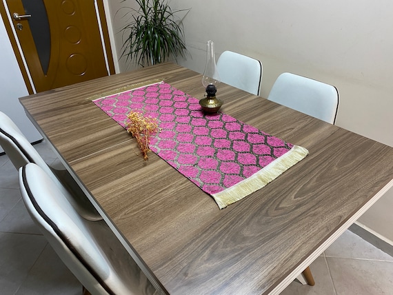 Fuchsia Pfau Schwanz Muster türkischen Tischläufer, Kurz Boho Hochzeit Tischdekoration, Bauernhaus Rustikaler Tischläufer, Brautdusche Decor, RNR428