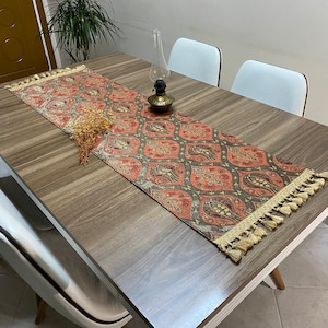 Corridore del panno del tavolino da caffè turco modello tulipano di terracotta, garofano Boho Wedding Runner da tavolo orientale, tovaglia da tavolo Diner, RNR262