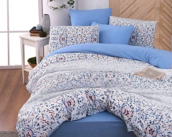 Premium Cotton Blend Geometric Bedding Set - Duvet Cover, Fitted Sheet, and Pillowcases - Soft and Durable Bed Linen - MSH-BLUEM