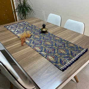 Runner di tovaglia da caffè turco con motivo a tulipano blu scuro, Garofano Boho Wedding Oriental Table Runner, Diner Table Runner Cloth, RNR264