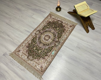 Hazelnut Green Flowers Prayer Mat, Prayer Mat with Tasbeh, Prayer Rug, Muslim Janamaz, Namaz Rug, Musallah, Islamic Gift, RNR460