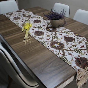 Crema tovaglia turca Runner, Tulip Design Floral Boho Runner per matrimonio, Copritavolo Beige , Tovaglia da cucina, RNR204